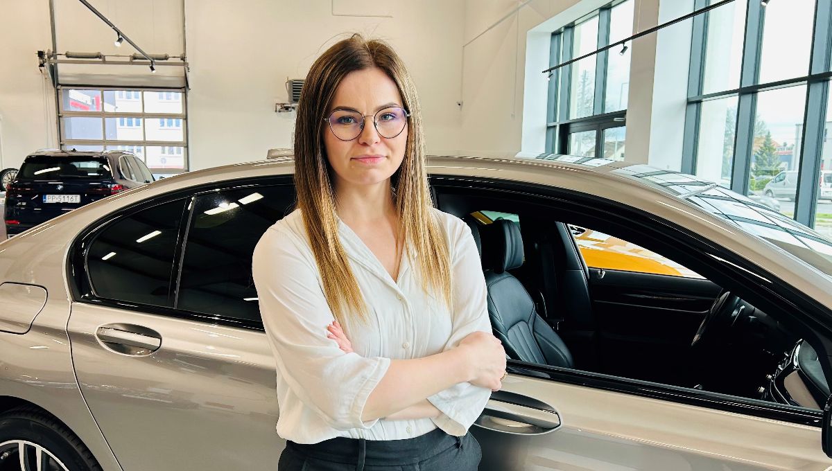 Emilia Pikowska Asystentka Salonu